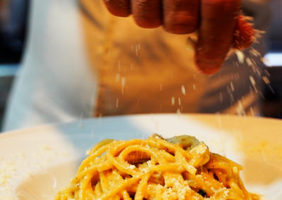 spaghetti-alla-carbonara-cacio-e-pepe